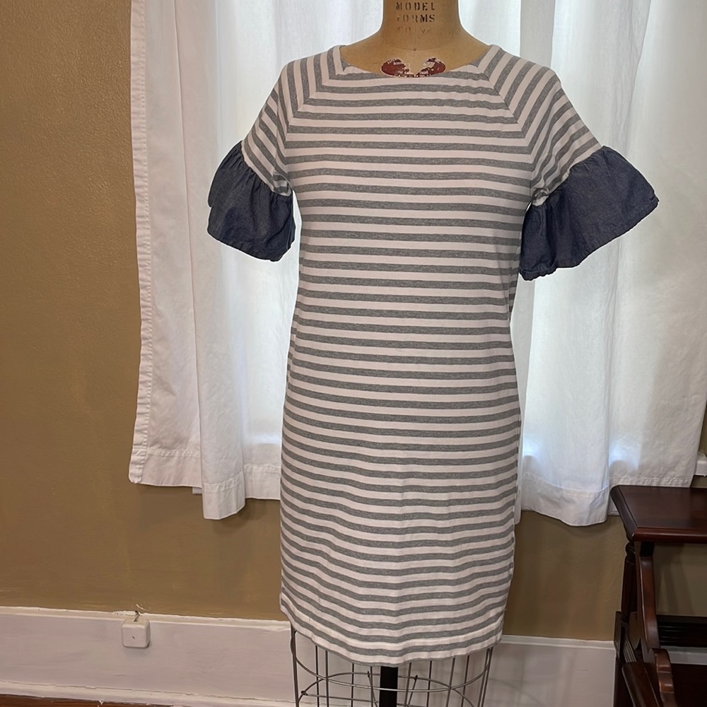 Look, League of Outstanding Kids, short, ruffled sleeves, gray striped knit midi